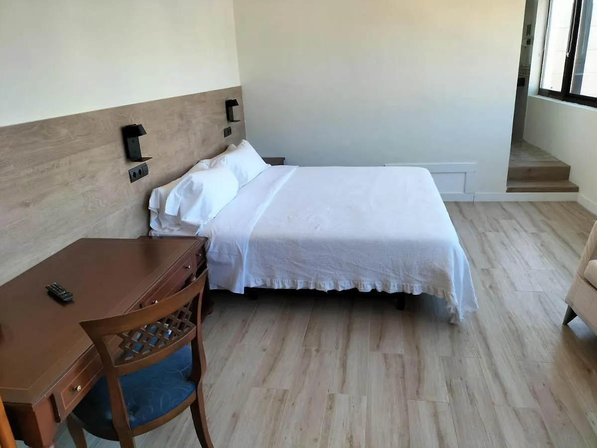 Hotel 153 Castelldefels 3*,  España