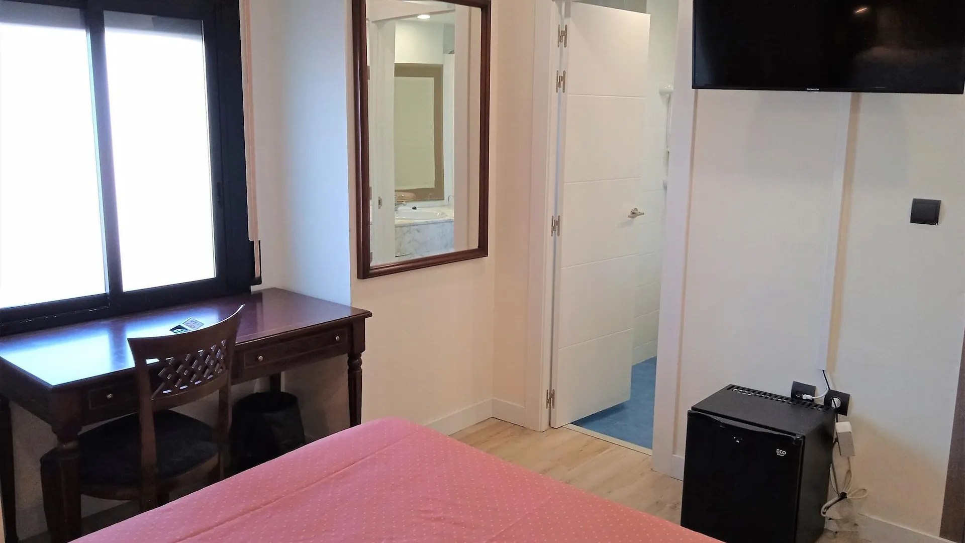 Hotel 153 Castelldefels