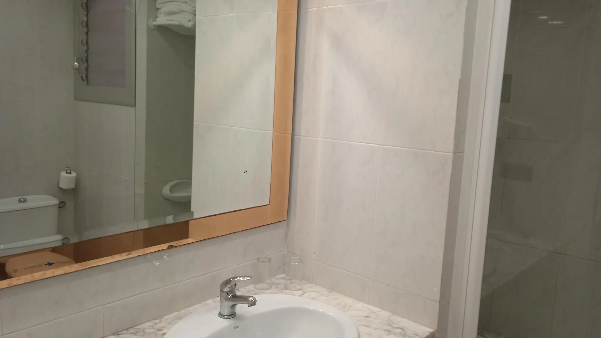 Hotel 153 Castelldefels