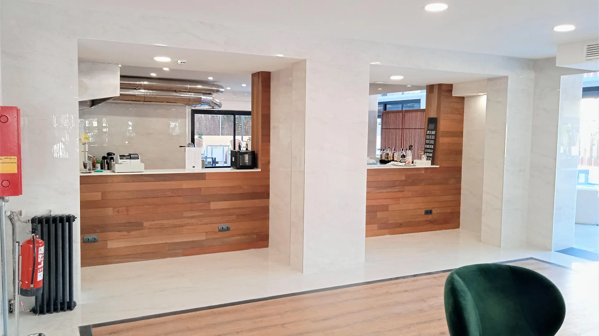 Hotel 153 Castelldefels